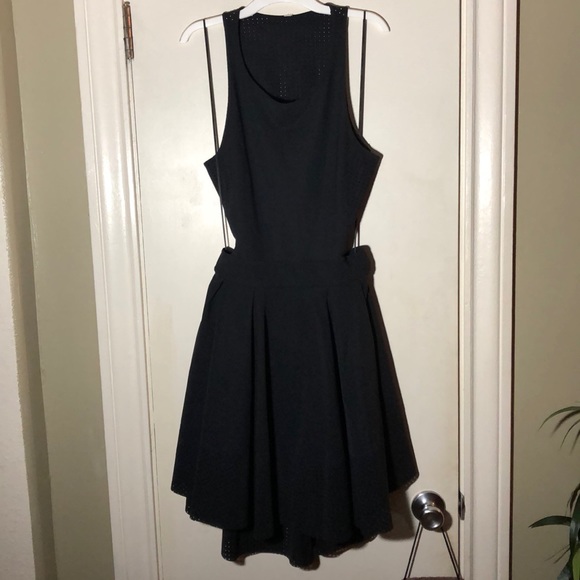 lululemon athletica Dresses & Skirts - Lululemon Away Pocket Dress Black: 10